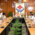चारधाम एवं हेमकुंट साहिब यात्रा में श्रद्धालुओं की सुविधा सर्वोच्च प्राथमिकता, अफवाहों से बचें: सीएम धामी